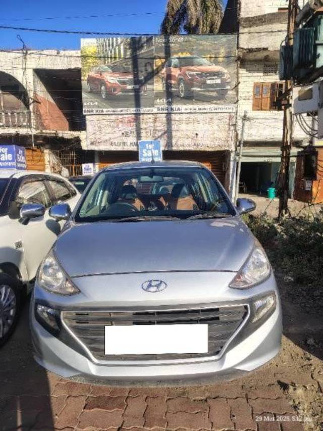 https://images10.gaadi.com/usedcar_image/4580130/original/processed_16564727-2e6b-4f96-9e25-7b2c5e71883b.jpg?imwidth=6400