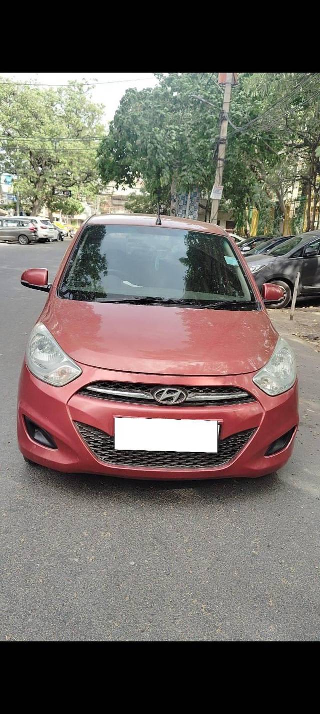 https://images10.gaadi.com/usedcar_image/4580175/original/processed_ad01595921b0931877ce29e5dba51fc5.jpg?imwidth=6400