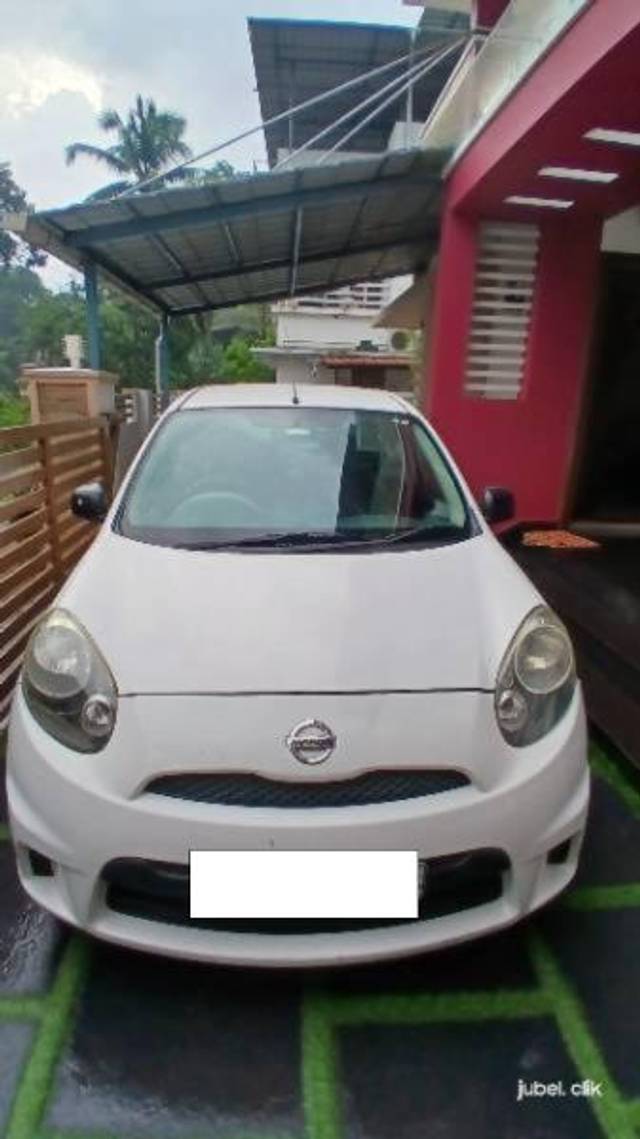https://images10.gaadi.com/usedcar_image/4580189/original/processed_50e16ff3-e92d-4d73-b4e8-67b3f41939a3.jpg?imwidth=6400