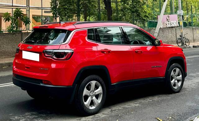 https://images10.gaadi.com/usedcar_image/4580192/original/processed_eeaa91711100575d1d724540c5422c1f.jpeg?imwidth=6402