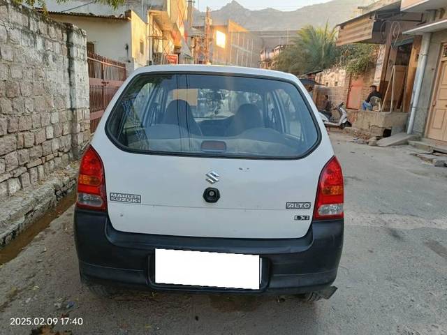 https://images10.gaadi.com/usedcar_image/4580197/original/processed_9ac299f6-8cae-4cf3-bf01-ca42070e2580.jpg?imwidth=6401