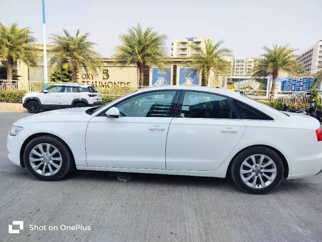 https://images10.gaadi.com/usedcar_image/4580259/original/processed_1b67f249-57a7-4238-8fa2-7148c315bd15.jpg?imwidth=6401
