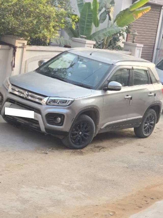 https://images10.gaadi.com/usedcar_image/4580278/original/processed_445a4144-43ca-4858-94e8-300412620a4f.jpg?imwidth=6400