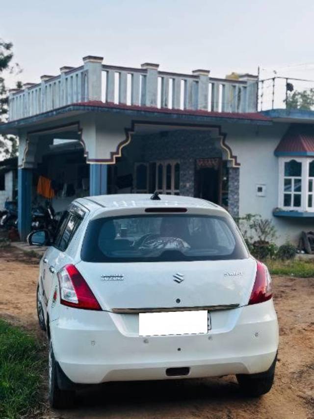 https://images10.gaadi.com/usedcar_image/4580341/original/processed_00079e9f-e2be-44c7-b659-72b3d661aa5c.jpg?imwidth=6402