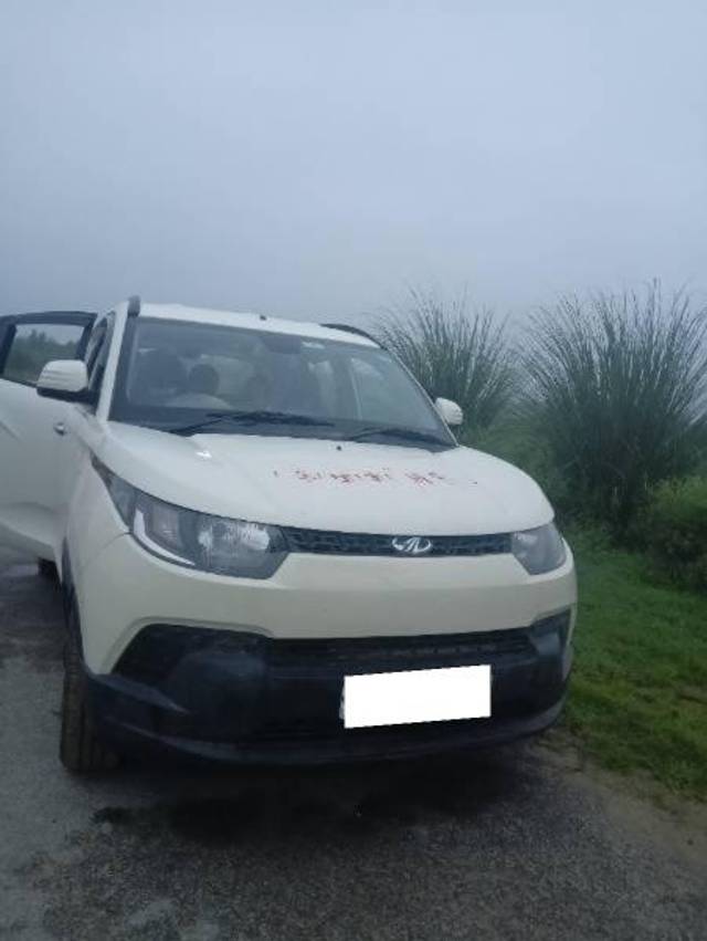 https://images10.gaadi.com/usedcar_image/4580343/original/processed_89f042b7-c25d-48c1-b2c3-ab261e269c46.jpg?imwidth=6401
