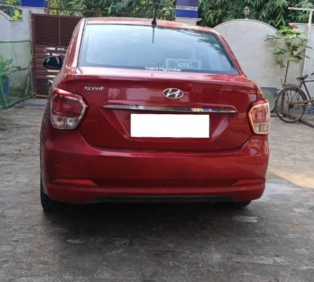 https://images10.gaadi.com/usedcar_image/4580346/original/processed_29f864d7-fe00-45f8-8f34-3af44857e3ba.jpg?imwidth=6401