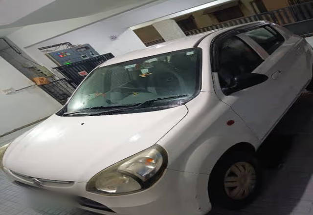 https://images10.gaadi.com/usedcar_image/4580387/original/0b3818b5-f98a-4582-b9a2-c6e53884001a.?imwidth=6400