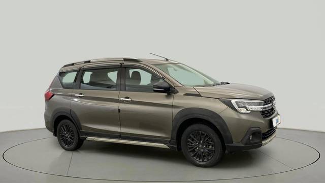 https://images10.gaadi.com/usedcar_image/4580458/original/0826c1214613d1b9fb66d60d88b74498.jpg?imwidth=6400