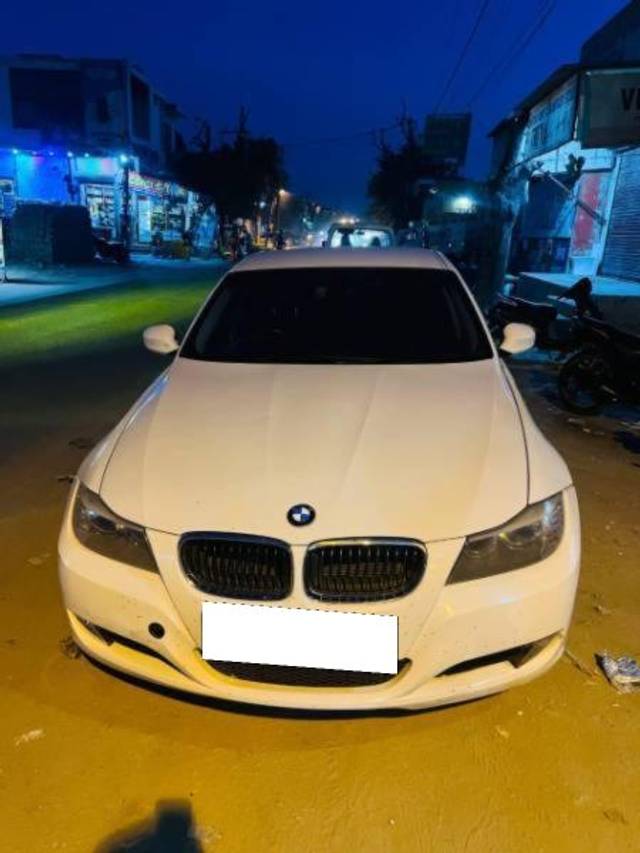https://images10.gaadi.com/usedcar_image/4580483/original/processed_532e0a72-5282-4842-9f7f-13e014b68a0a.jpg?imwidth=6400