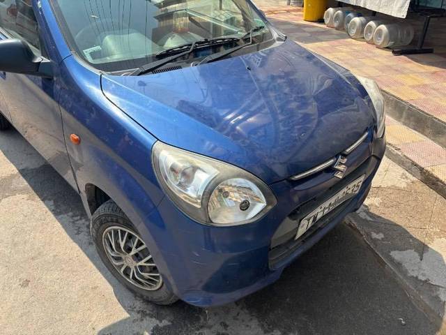 https://images10.gaadi.com/usedcar_image/4580494/original/processed_36318e39-9879-4277-b488-4d17ffd7dd1d.jpeg?imwidth=6401