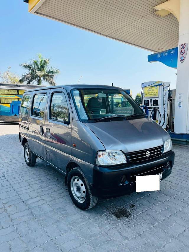 https://images10.gaadi.com/usedcar_image/4580500/original/processed_bd226808b140d0636d49cc1aa33c241a.jpg?imwidth=6400