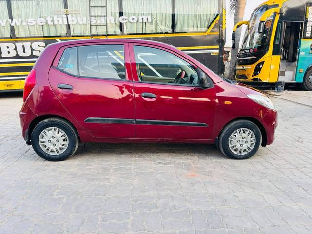 https://images10.gaadi.com/usedcar_image/4580538/original/processed_62dd36eca1df7ee56b0aac9ea7ccdc7c.jpg?imwidth=6401