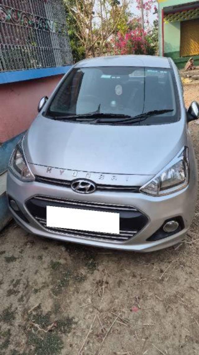 https://images10.gaadi.com/usedcar_image/4580548/original/processed_ee940415-0969-479a-bb25-c250afc967a7.jpg?imwidth=6400