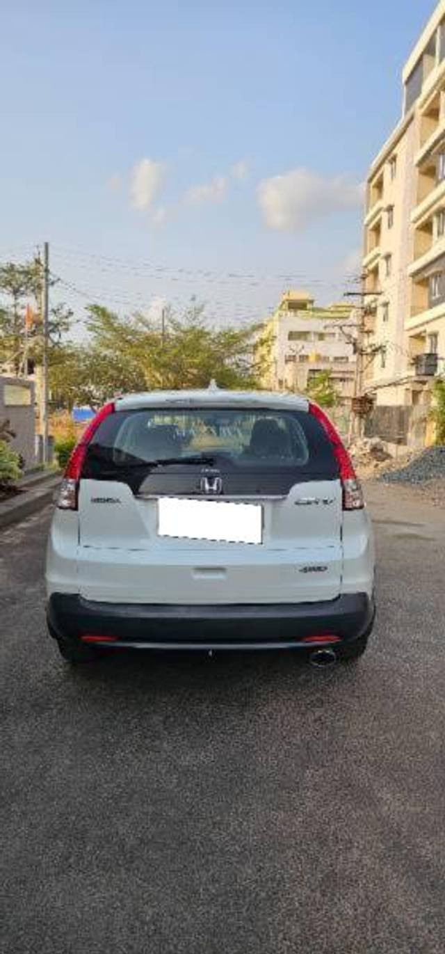 https://images10.gaadi.com/usedcar_image/4580552/original/processed_5ad0de13-3a76-405c-8d65-0ab9a27f7d96.jpg?imwidth=6402