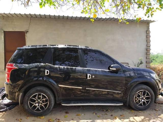 https://images10.gaadi.com/usedcar_image/4580556/original/processed_80615083-7aad-40e2-8698-f3e5c4d1c3ae.jpg?imwidth=6400