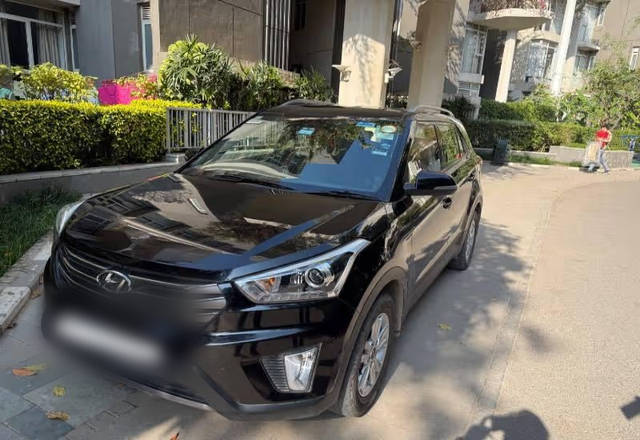 https://images10.gaadi.com/usedcar_image/4580581/original/e00a4c87-1a6a-4102-a67a-732a0840e378.?imwidth=6401