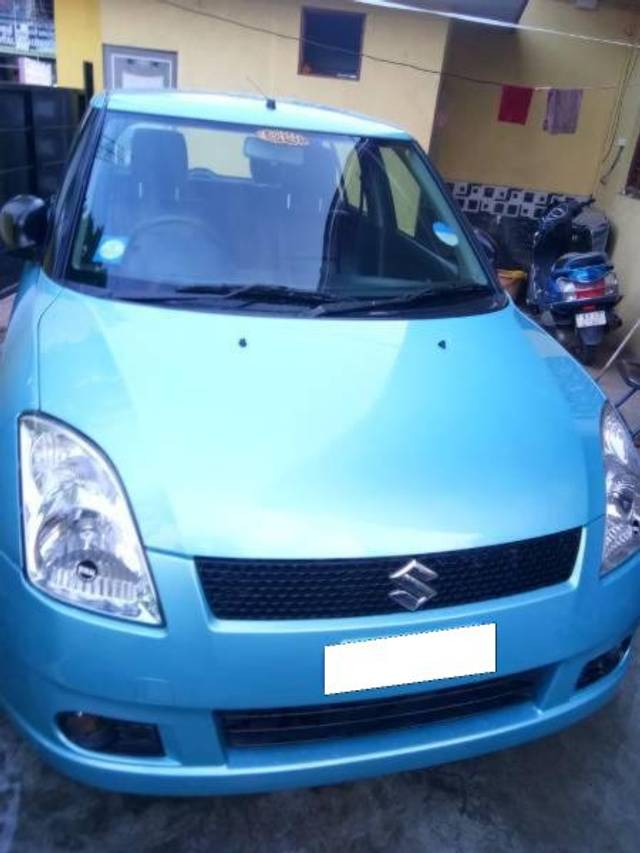 https://images10.gaadi.com/usedcar_image/4580585/original/processed_0c87d24e-fdb2-465f-a66b-bb9e980f98ae.jpg?imwidth=6402