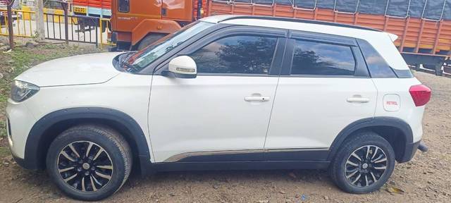 https://images10.gaadi.com/usedcar_image/4580617/original/processed_efb732c3-457c-4178-9723-de1a4917d1bc.jpg?imwidth=6401