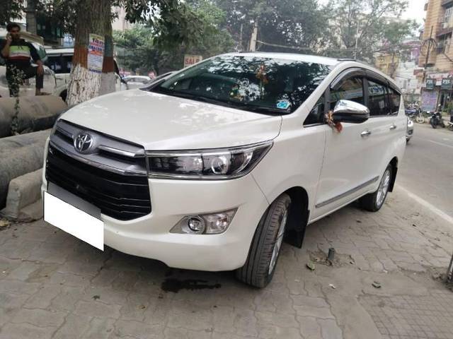 https://images10.gaadi.com/usedcar_image/4580689/original/processed_f89bbd54-395d-4e00-843c-ce92b6d8abee.jpg?imwidth=6400