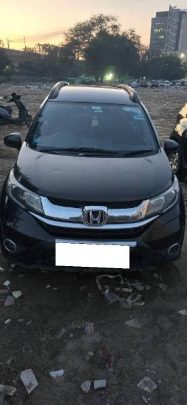 https://images10.gaadi.com/usedcar_image/4580694/original/processed_2f74df23-8cad-4e25-98f3-99cb6542ade7.jpg?imwidth=6400