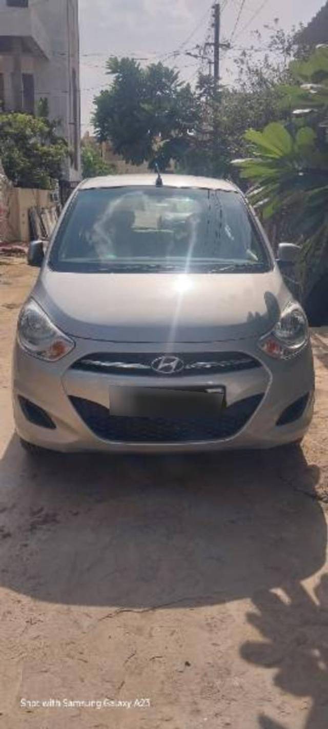 https://images10.gaadi.com/usedcar_image/4580736/original/processed_ed3ea9e2-bc42-4041-a448-5c78926f953f.jpg?imwidth=6400