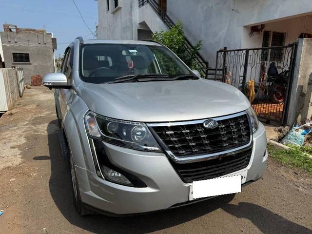 https://images10.gaadi.com/usedcar_image/4580741/original/processed_1ff865e4-3ba6-48d9-a829-937a2aa00269.jpg?imwidth=6400