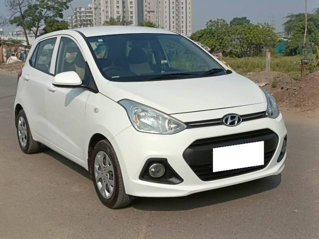 https://images10.gaadi.com/usedcar_image/4580759/original/processed_17961762-4e66-4d00-95b4-e0fe24c9acc0.jpg?imwidth=6400