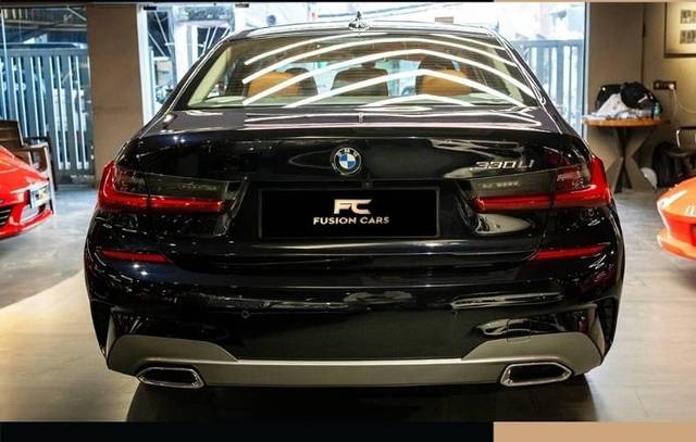 https://images10.gaadi.com/usedcar_image/4580770/original/processed_ca76d44074fd5cb583dfd687aa04be72.jpg?imwidth=6401
