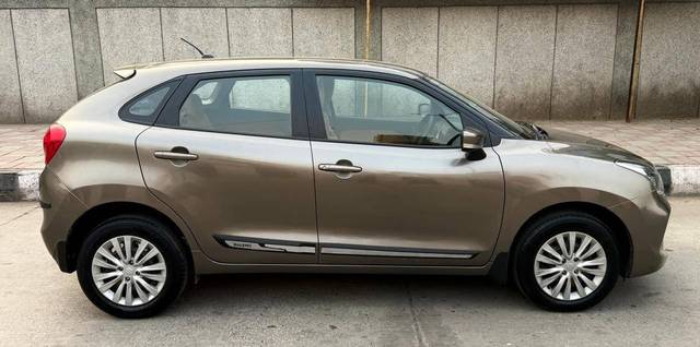 https://images10.gaadi.com/usedcar_image/4580772/original/processed_36d09bfea638d52cbc05d1532629b1f4.jpg?imwidth=6401