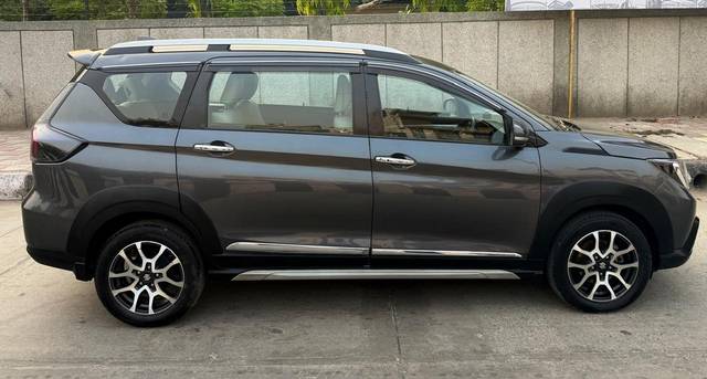 https://images10.gaadi.com/usedcar_image/4580776/original/adea338e5d24e106d535f440a9520edc.jpg?imwidth=6401