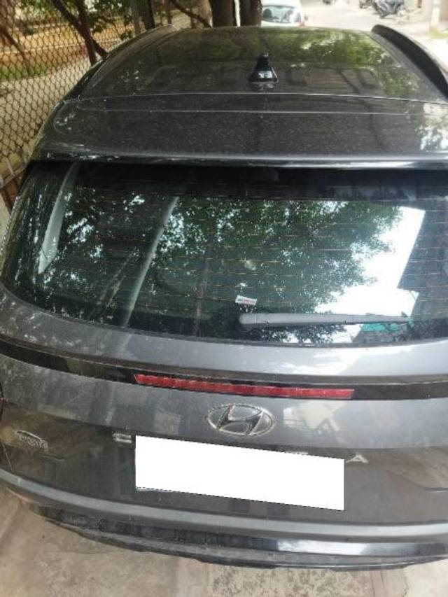 https://images10.gaadi.com/usedcar_image/4580779/original/processed_3f282e27-bb9e-49e0-9c39-57b72280fdb8.jpg?imwidth=6402