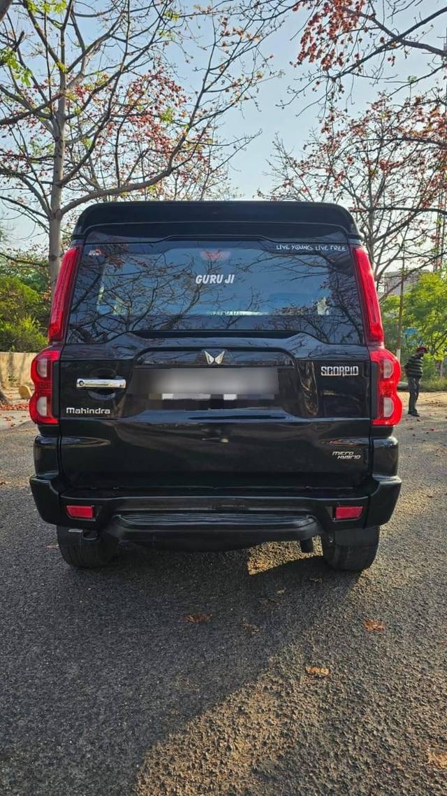 https://images10.gaadi.com/usedcar_image/4580784/original/processed_2ada577afdf94fbf186090569d704aaa.jpg?imwidth=6402