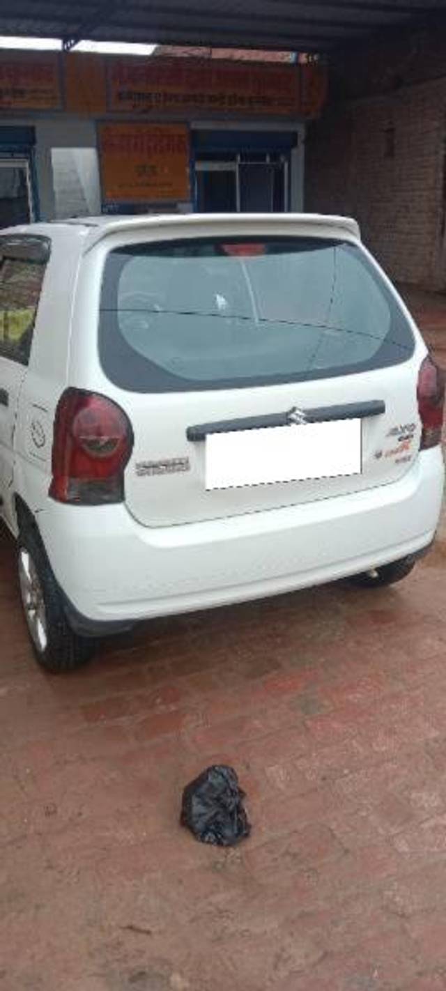 https://images10.gaadi.com/usedcar_image/4580786/original/processed_c8e1f344-51dc-477f-9f19-25a92928f86f.jpg?imwidth=6401