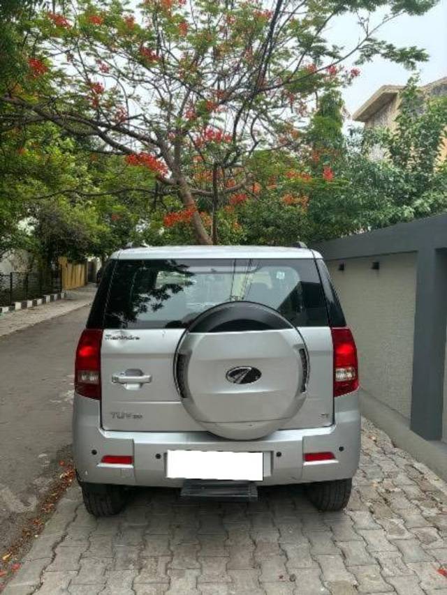 https://images10.gaadi.com/usedcar_image/4580817/original/processed_d1a78313-1dab-4a7e-b8bc-550cf5788863.jpeg?imwidth=6401
