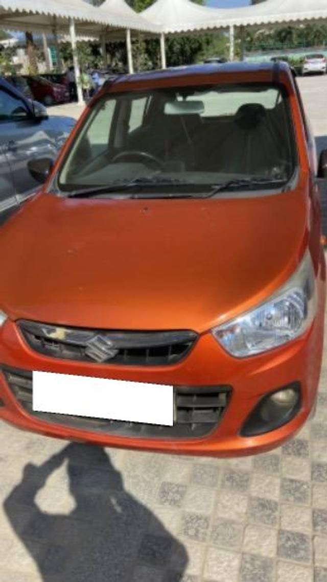 https://images10.gaadi.com/usedcar_image/4580878/original/processed_fb714400-73fb-47d4-9c7f-efe0acc2f8ff.jpeg?imwidth=6402