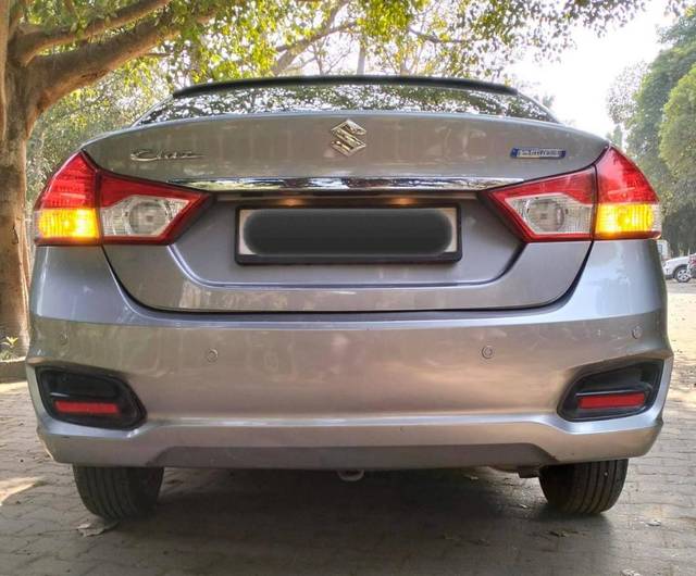 https://images10.gaadi.com/usedcar_image/4580885/original/processed_3ec2f14bf47c9797e4429f7615fafbc0.jpg?imwidth=6401