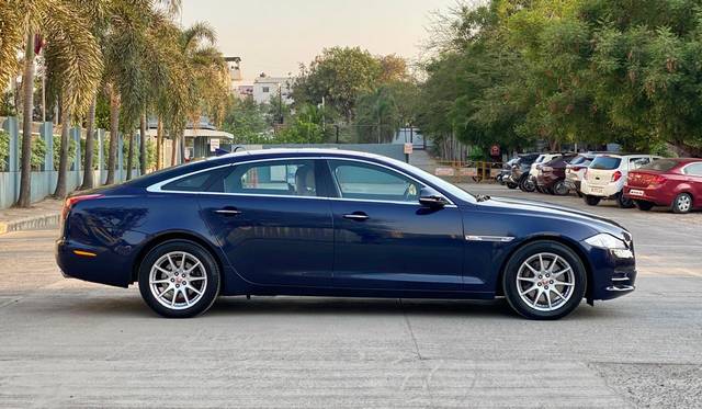 https://images10.gaadi.com/usedcar_image/4580888/original/processed_483f356076b62cfca897db6cec260ca9.jpg?imwidth=6401