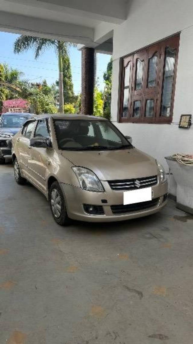 https://images10.gaadi.com/usedcar_image/4580899/original/processed_51d3185f-ae18-4e98-898a-352bfa24bd2d.jpeg?imwidth=6400