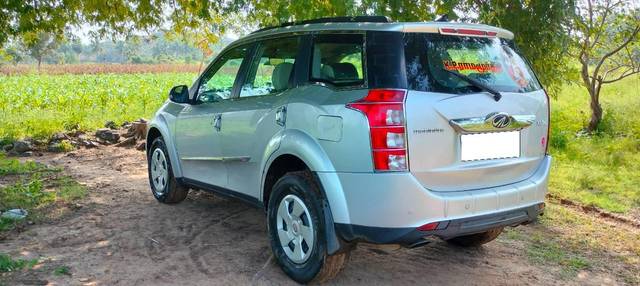 https://images10.gaadi.com/usedcar_image/4580907/original/processed_96238bec-8616-435c-8c6e-9d495a65717c.jpg?imwidth=6401