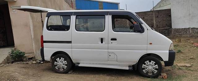 https://images10.gaadi.com/usedcar_image/4580910/original/processed_195fe894-2b4d-4ac2-8927-3decac6e6d87.jpg?imwidth=6400