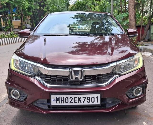 https://images10.gaadi.com/usedcar_image/4580998/original/processed_16607bd71850afc4fde129453c1c619b.jpg?imwidth=6400