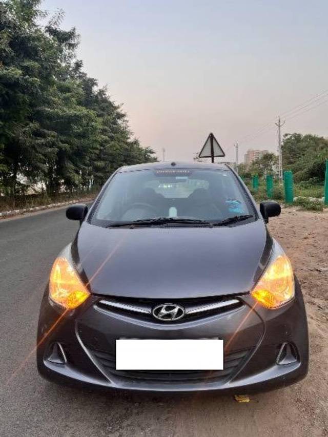 https://images10.gaadi.com/usedcar_image/4581003/original/processed_13e74afc-e6b2-4a3e-888a-1e631bc8aa7a.jpeg?imwidth=6400