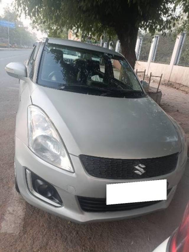 https://images10.gaadi.com/usedcar_image/4581010/original/processed_38e06854-4461-406d-8d1b-e391442bea55.jpg?imwidth=6402