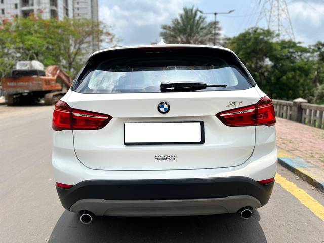 https://images10.gaadi.com/usedcar_image/4581024/original/processed_858fde3fb2b338a4b21612c4ea0796e7.jpg?imwidth=6402