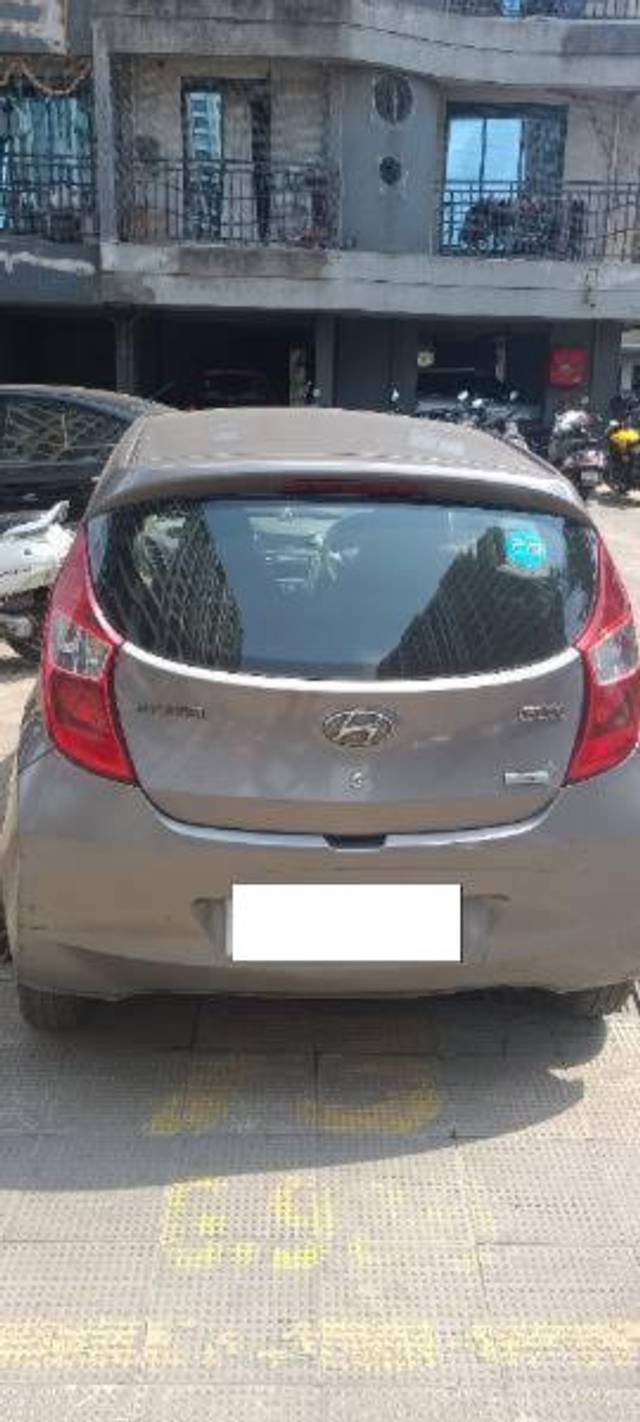 https://images10.gaadi.com/usedcar_image/4581025/original/processed_7db5d74e-3afb-4944-b072-55a59139fe5b.jpg?imwidth=6401