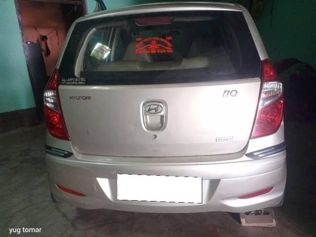 https://images10.gaadi.com/usedcar_image/4581032/original/processed_6d195d3c-764e-4585-a2f1-27bc22a6d26d.jpg?imwidth=6402