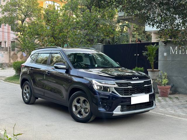 https://images10.gaadi.com/usedcar_image/4581123/original/processed_fd51880effdef1353edfe2b5c16abb02.jpg?imwidth=6400