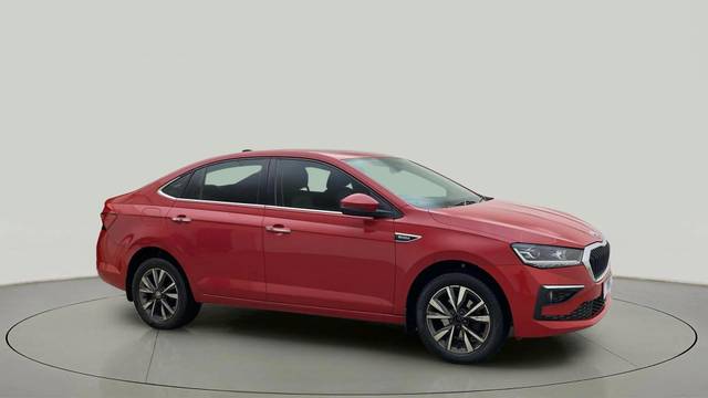 https://images10.gaadi.com/usedcar_image/4581124/original/2bdc47537c9d36c72c32782832d8a1b8.jpg?imwidth=6400