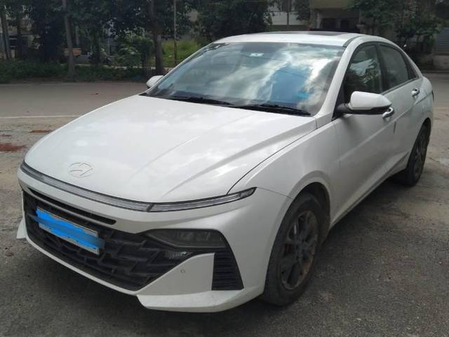 https://images10.gaadi.com/usedcar_image/4581127/original/processed_5eb2ff82-e6a9-47bd-b1cd-d98b414d5ebb.jpg?imwidth=6400