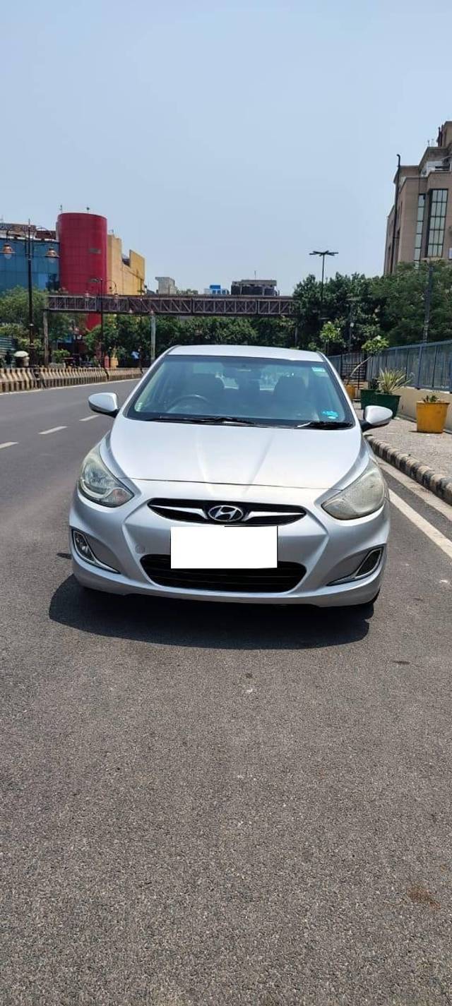 https://images10.gaadi.com/usedcar_image/4581128/original/processed_637a1de3cd0bc5aac2ef914c68931e65.jpg?imwidth=6400